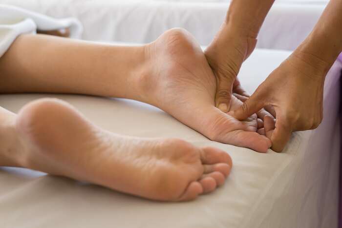 foot acupuncture
